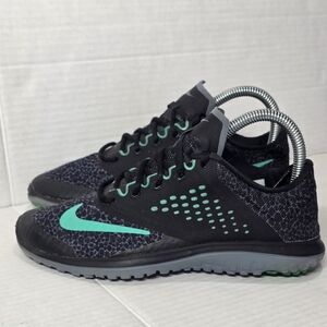 Nike FS Lite Run 2 Black & Green Running Sneakers Womans Size 6